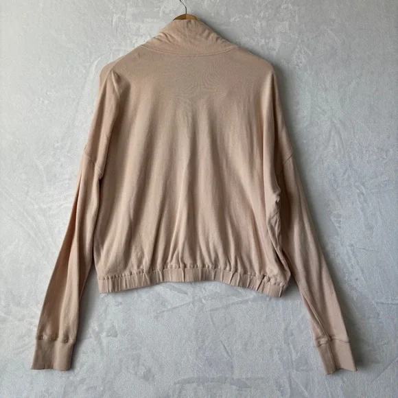 Vuori Women's Cream Sweatshirt - Picture 11 of 12